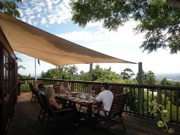 Tamborine Mountain Bed And Breakfast Bed & Breakfast